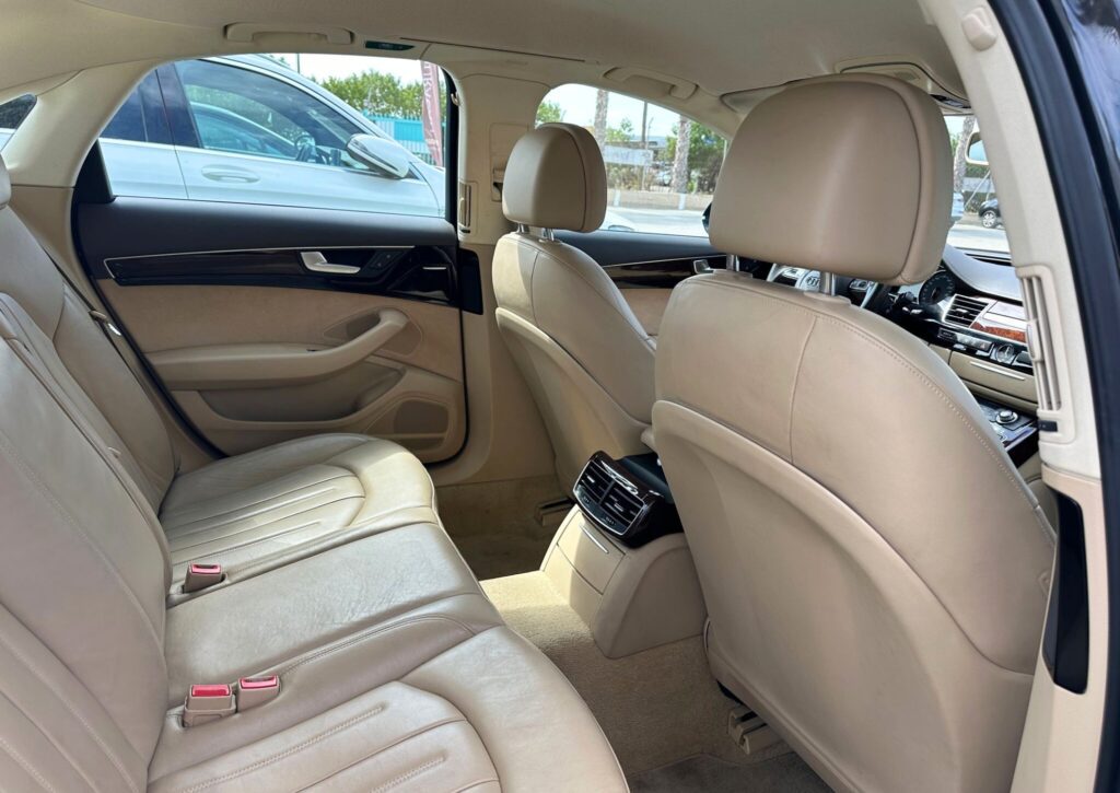 AUDI A8 | 250 CV | 291.000km | 5 puertas | Automático