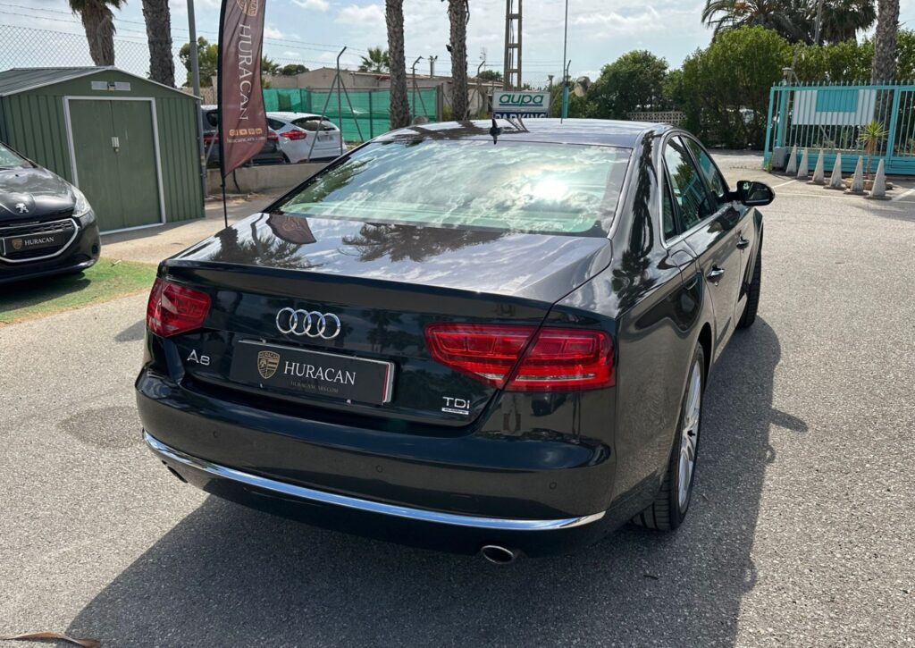 AUDI A8 | 250 CV | 291.000km | 5 puertas | Automático